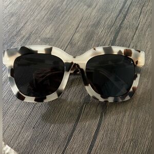 DIFF eyewear Carson leopard print sunglasses